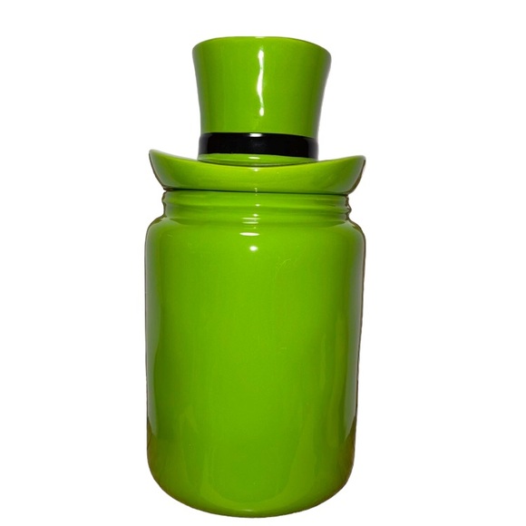 ☘️ Rae Dunn Kiss me I’m Irish canister - Picture 9 of 9